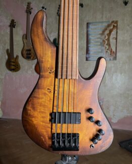 ROOTbass fretless 5